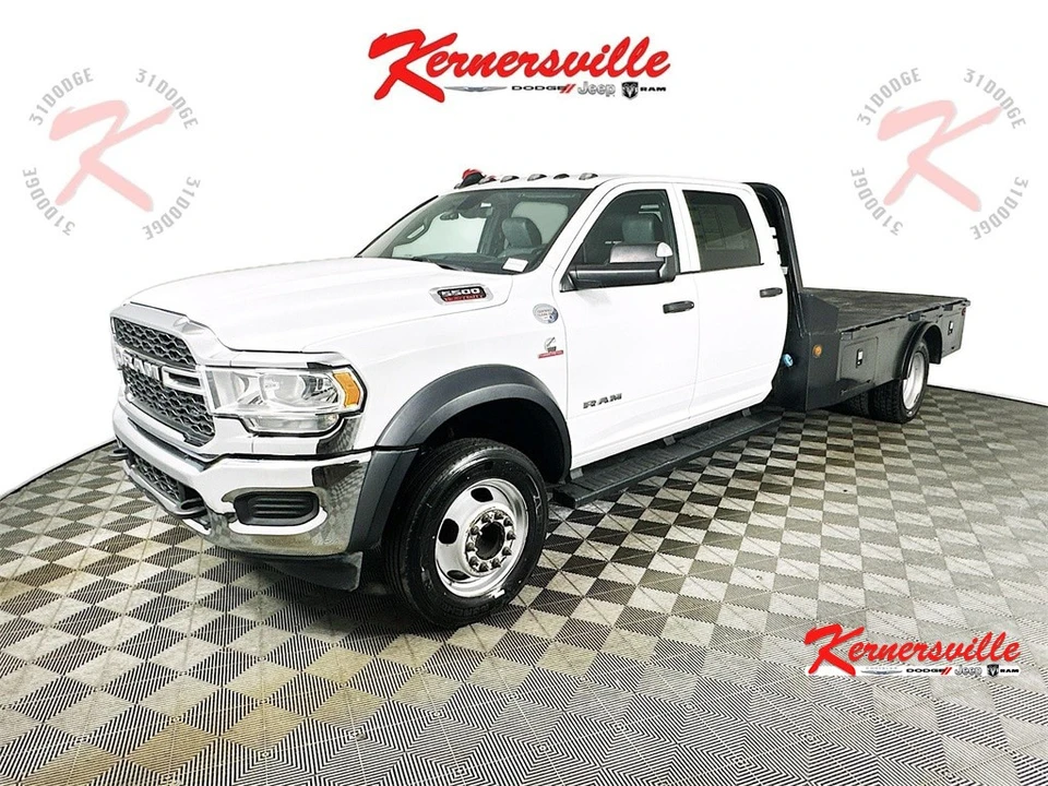 2022 Ram 4500 & 5500 - Image 3 of 12