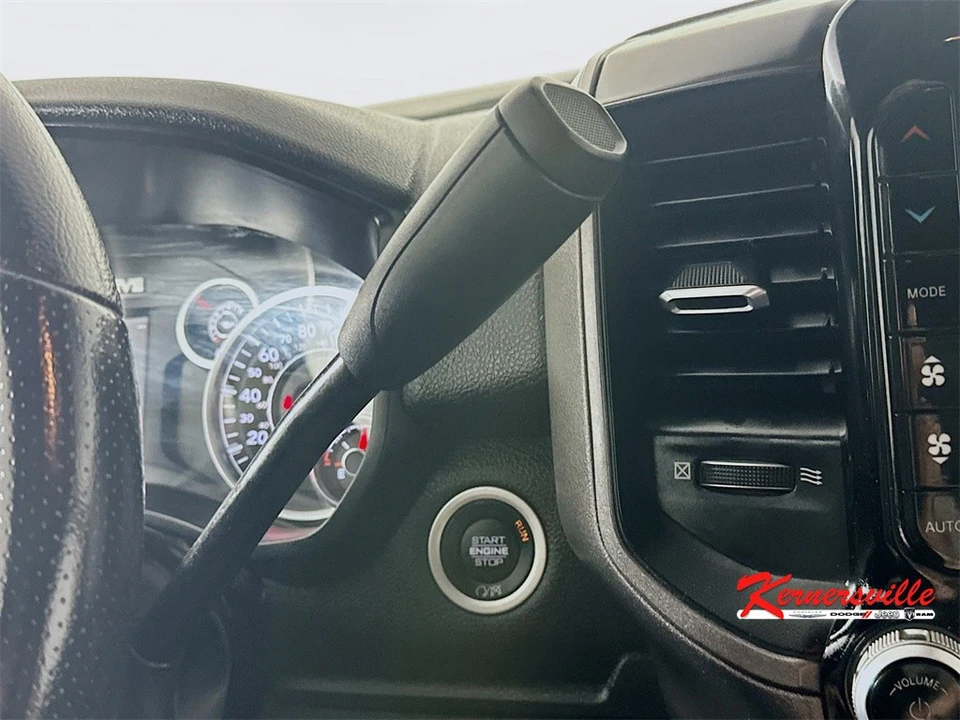 2022 Ram 4500 & 5500 - Image 16 of 21