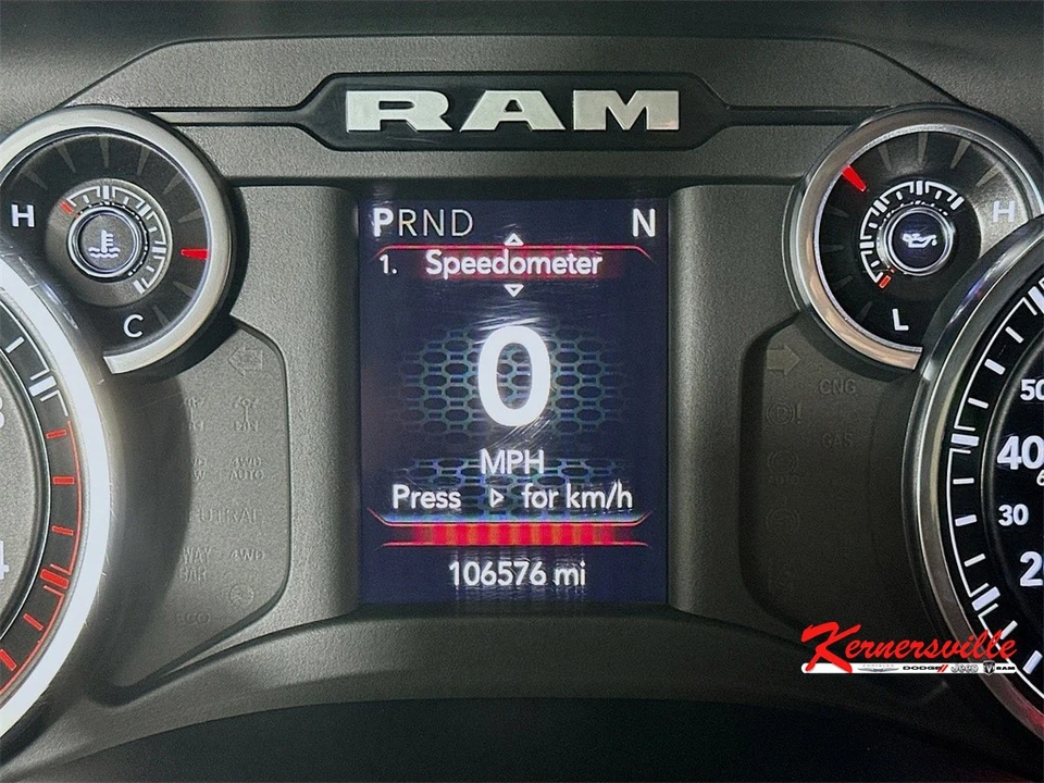 2022 Ram 4500 & 5500 - Image 15 of 21