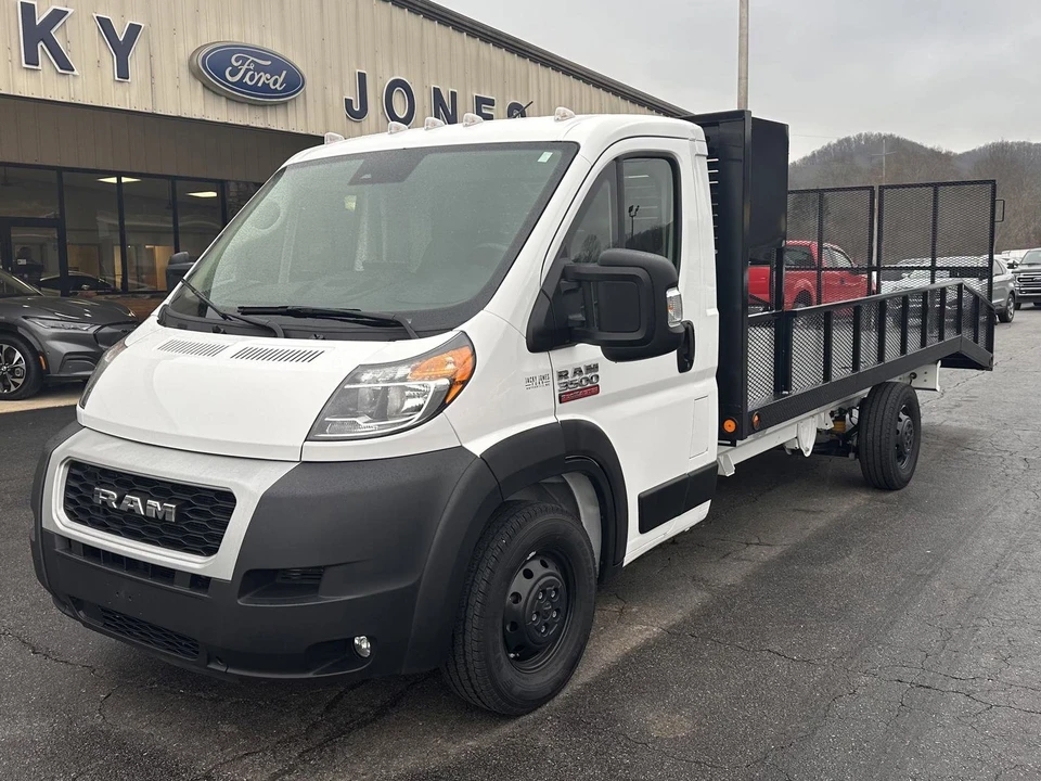 2022 Ram ProMaster - Image 2 of 12