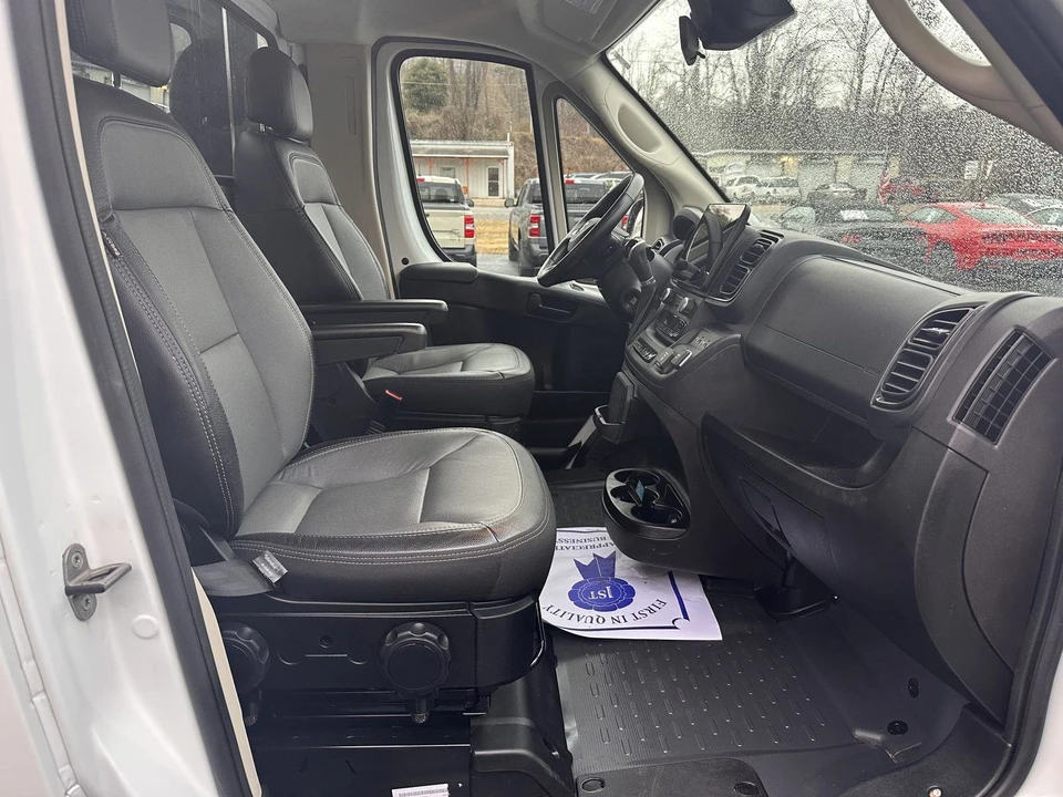 2022 Ram ProMaster - Image 10 of 12