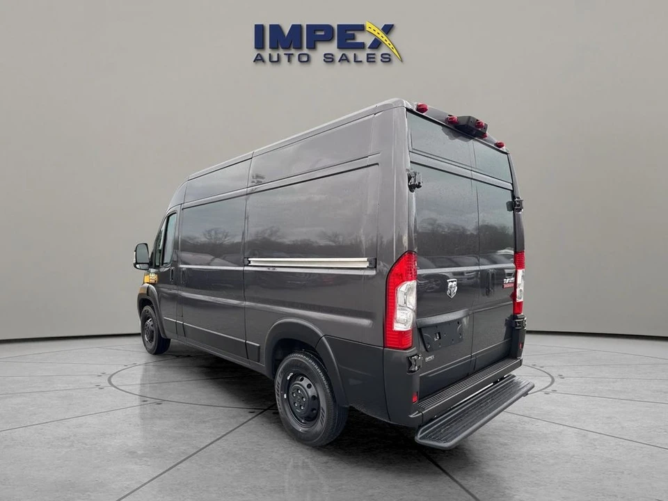2022 Ram ProMaster - Image 3 of 12