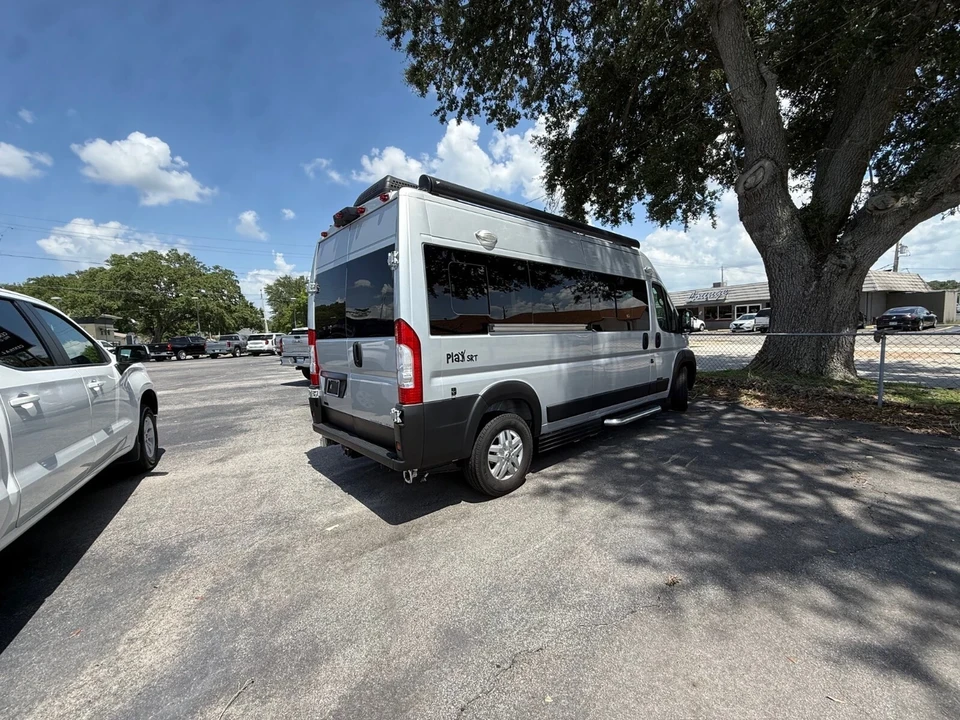 2022 Ram ProMaster - Image 2 of 21