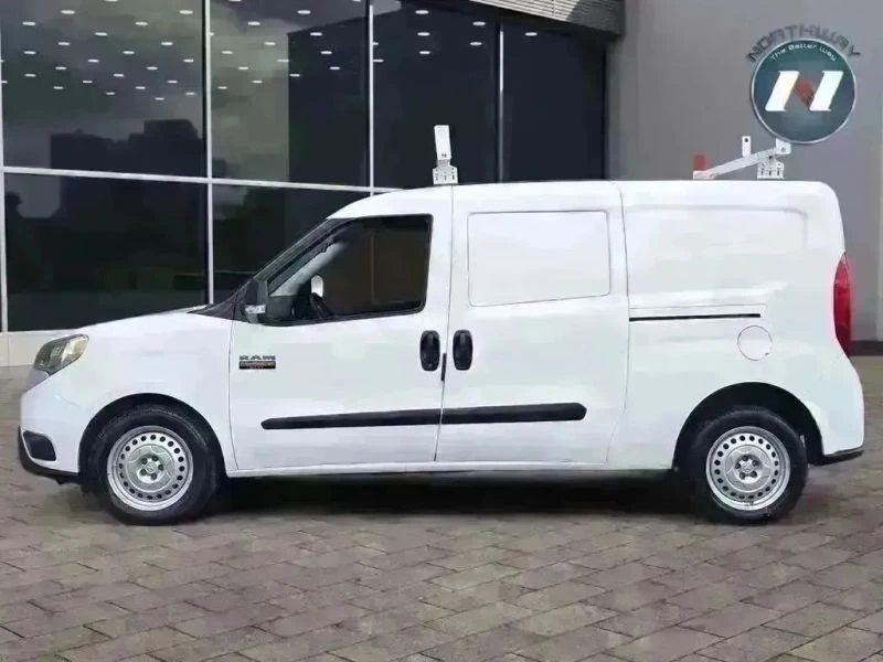 2022 Ram ProMaster - Image 2 of 12