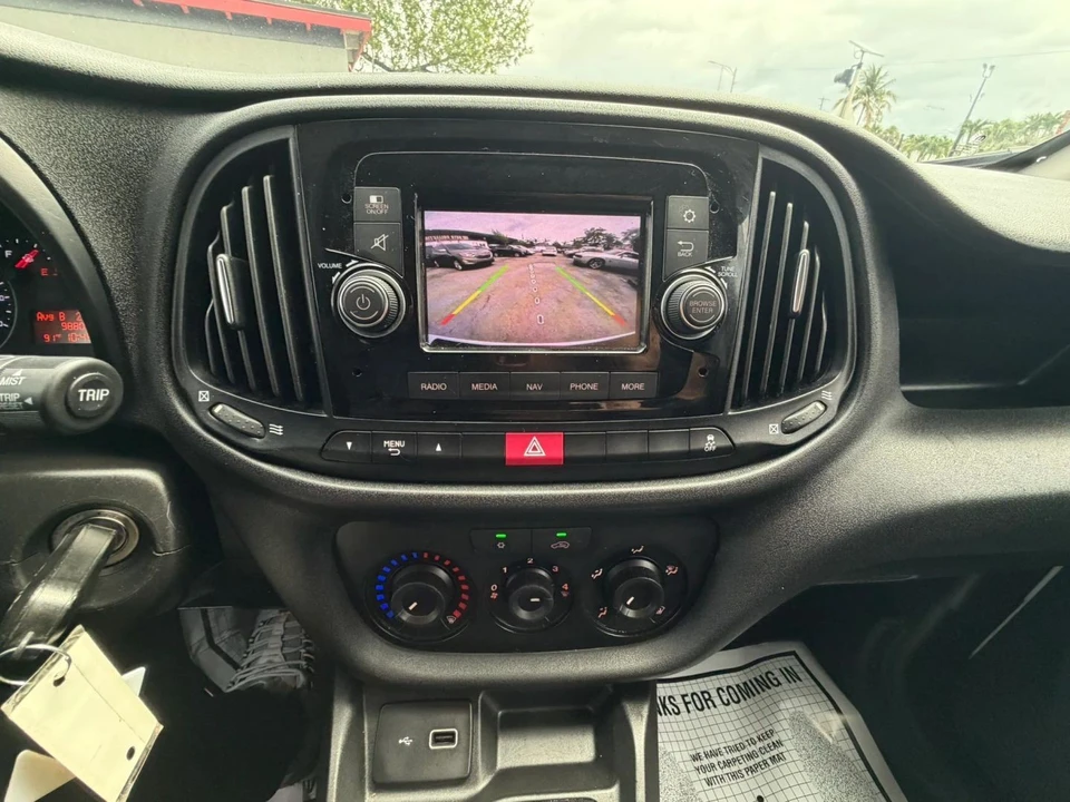 2022 Ram ProMaster - Image 13 of 17
