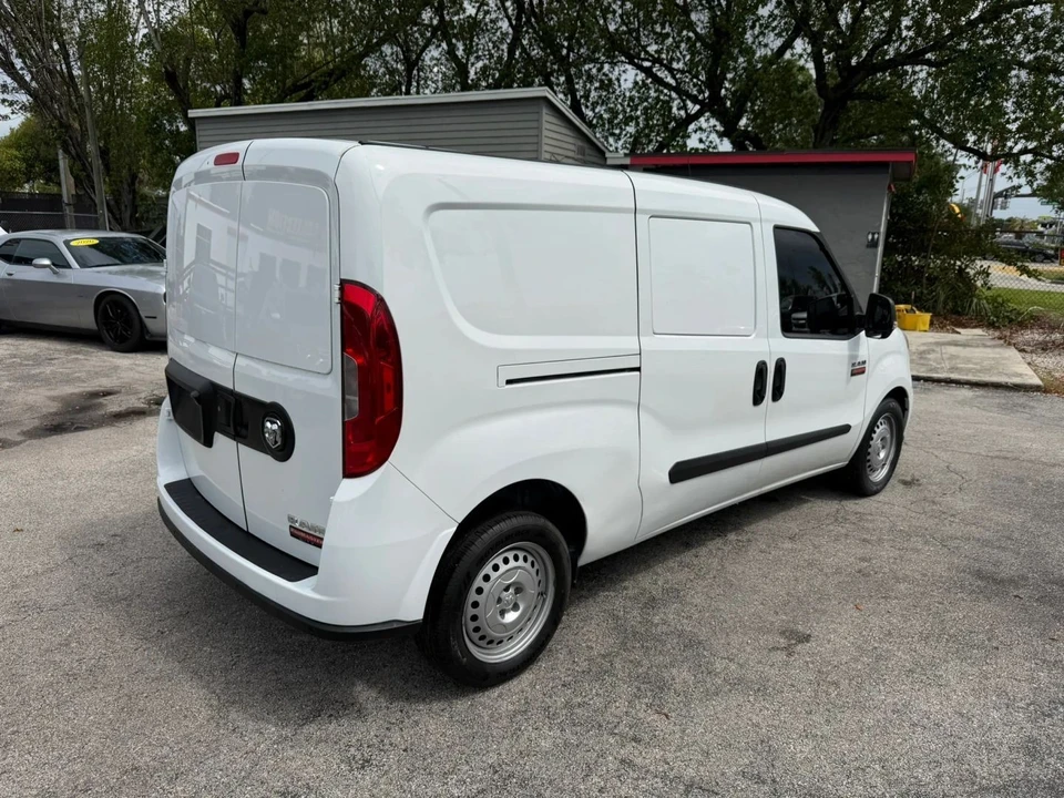 2022 Ram ProMaster - Image 3 of 17