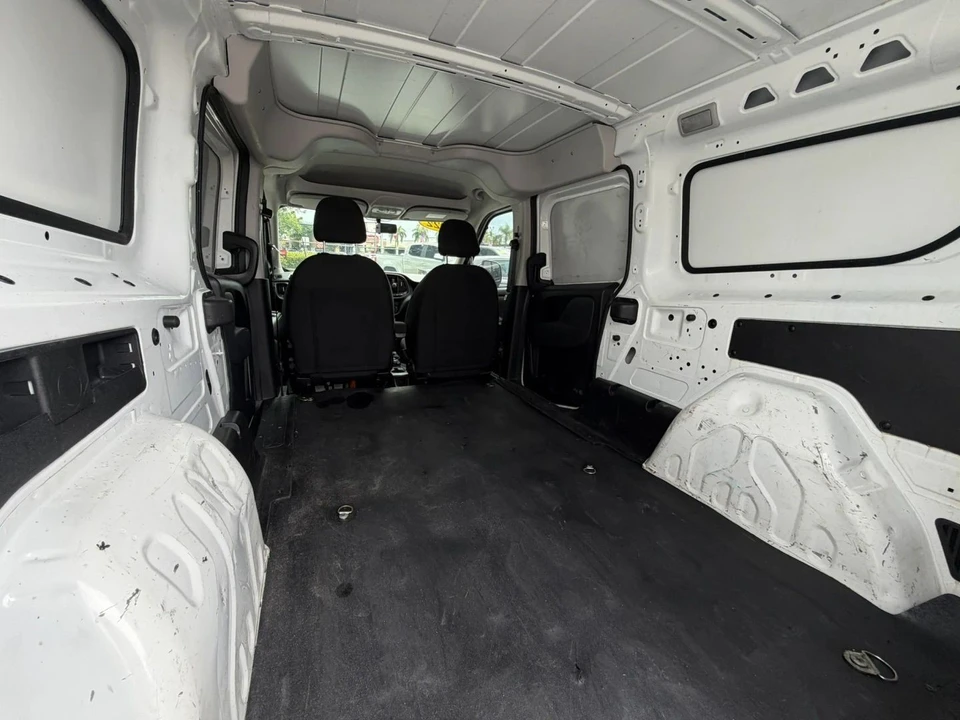 2022 Ram ProMaster - Image 8 of 17