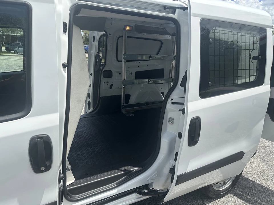 2022 Ram ProMaster - Image 17 of 21