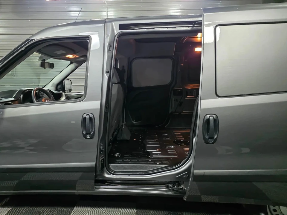 2022 Ram ProMaster - Image 10 of 12
