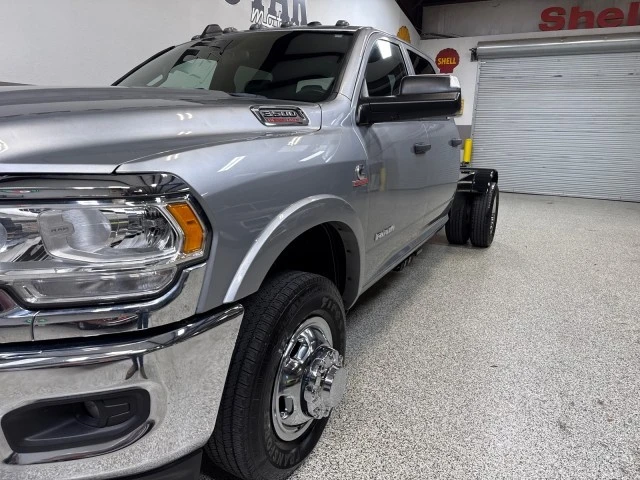 2022 Ram 3500 - Image 10 of 21