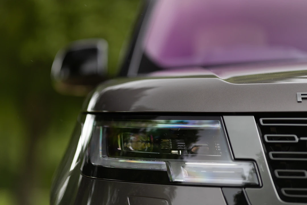 2022 Land Rover Range Rover L460 - Image 23 of 31