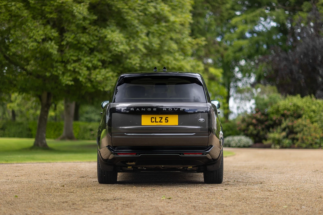 2022 Land Rover Range Rover L460 - Image 14 of 31
