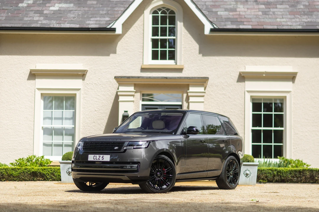 2022 Land Rover Range Rover L460 - Image 3 of 31