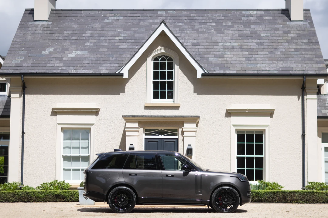 2022 Land Rover Range Rover L460 - Image 7 of 31
