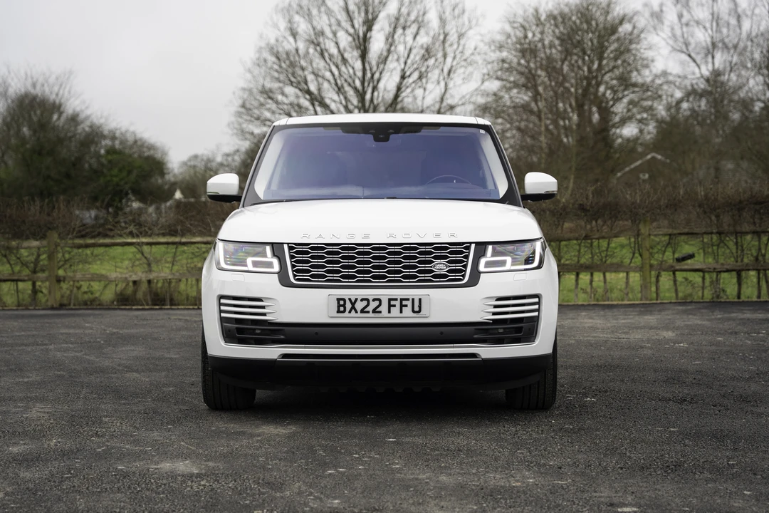 2022 Land Rover Range Rover L460 - Image 2 of 31