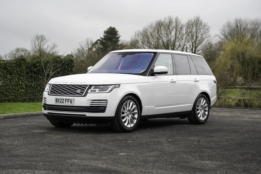 2022 Land Rover Range Rover L460 - Image 3 of 31