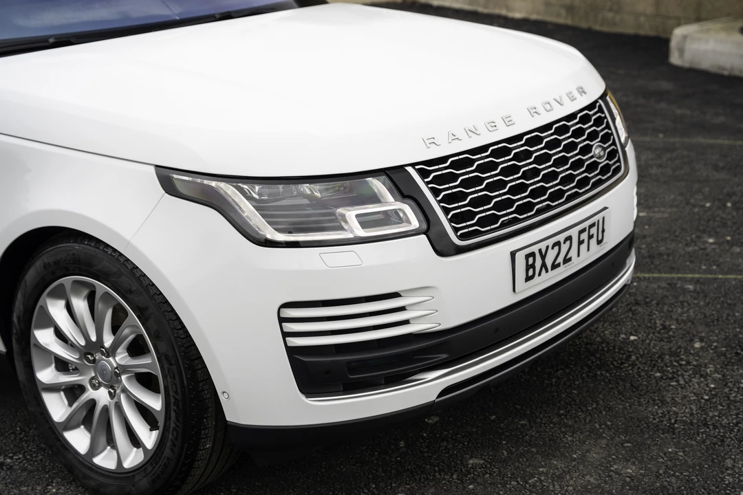 2022 Land Rover Range Rover L460 - Image 29 of 31
