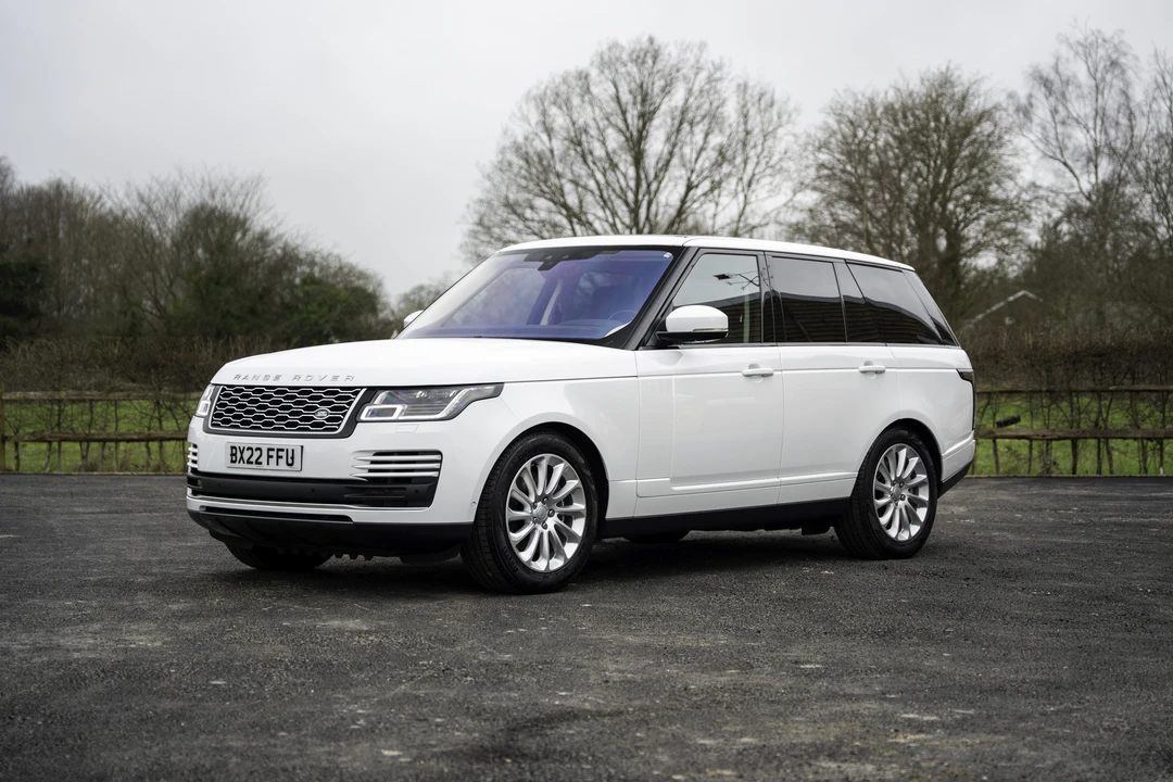 2022 Land Rover Range Rover L460 - Image 10 of 31