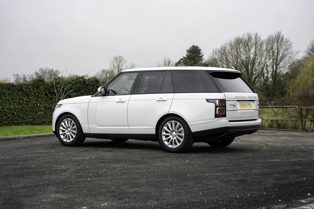 2022 Land Rover Range Rover L460 - Image 5 of 31