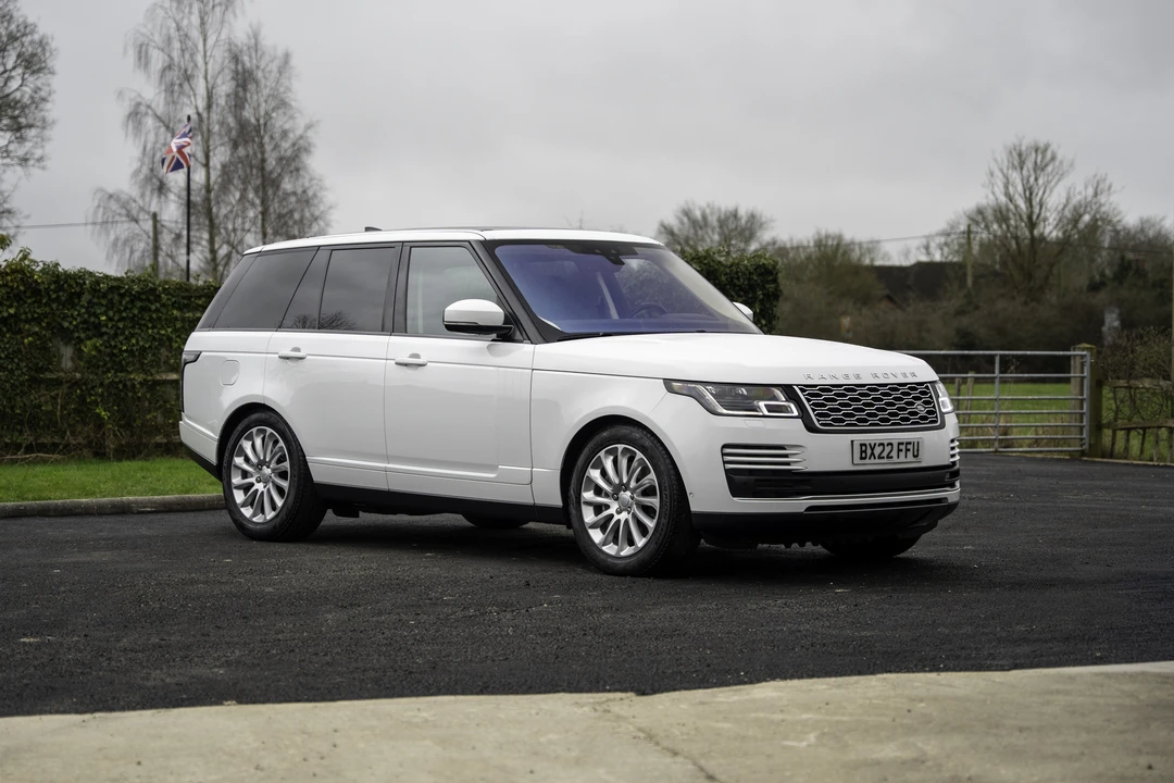 2022 Land Rover Range Rover L460 - Image 9 of 31