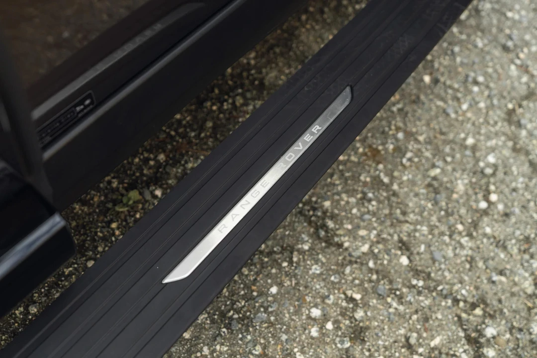 2022 Land Rover Range Rover L460 - Image 27 of 31