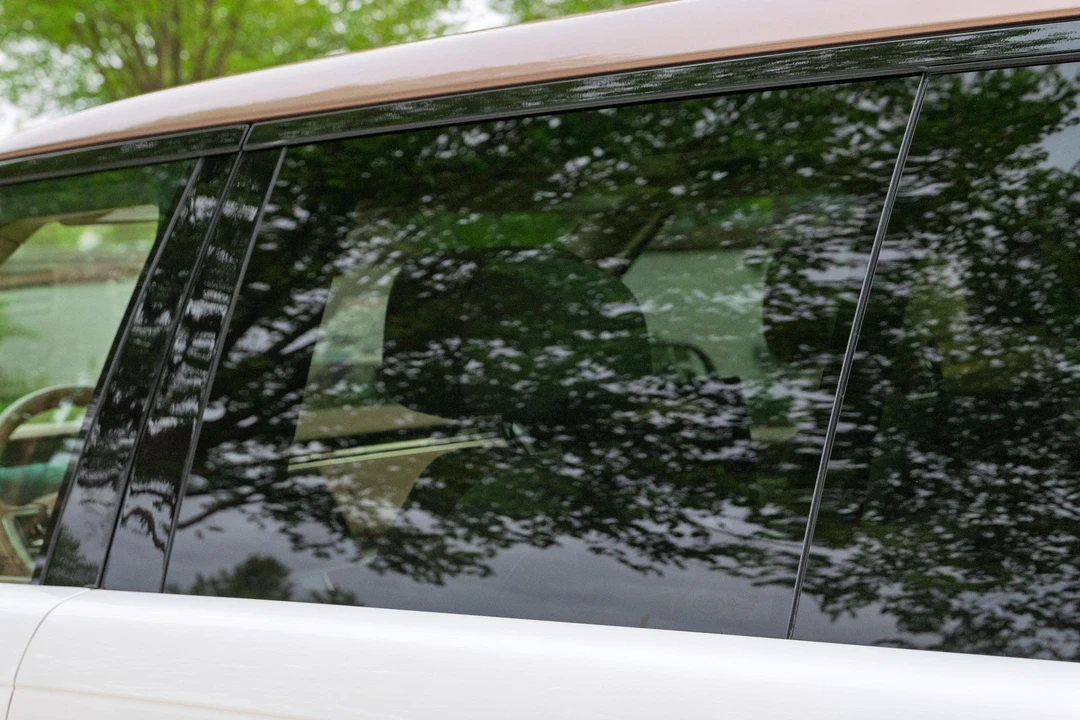2022 Land Rover Range Rover L460 - Image 31 of 31