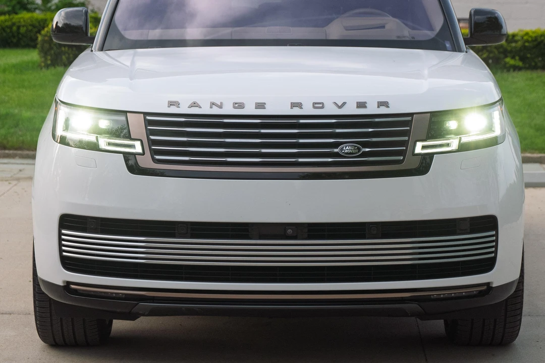 2022 Land Rover Range Rover L460 - Image 24 of 31