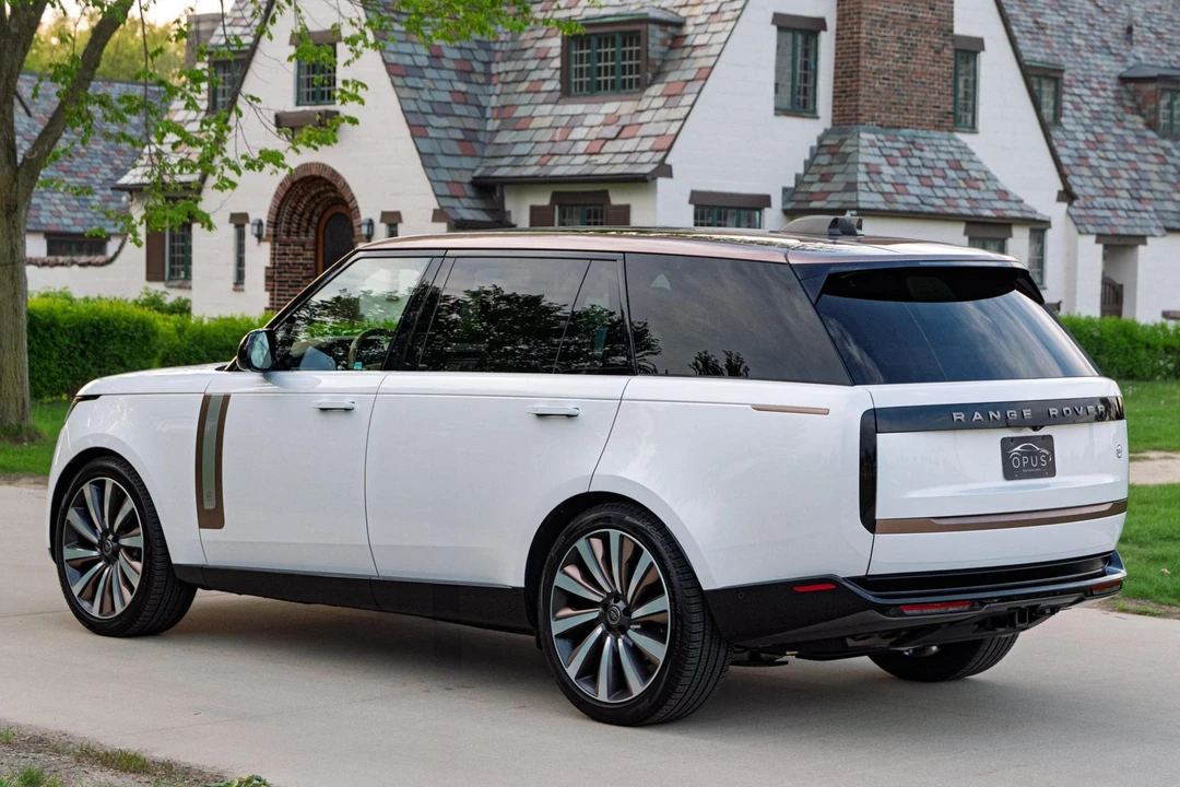 2022 Land Rover Range Rover L460 - Image 4 of 31