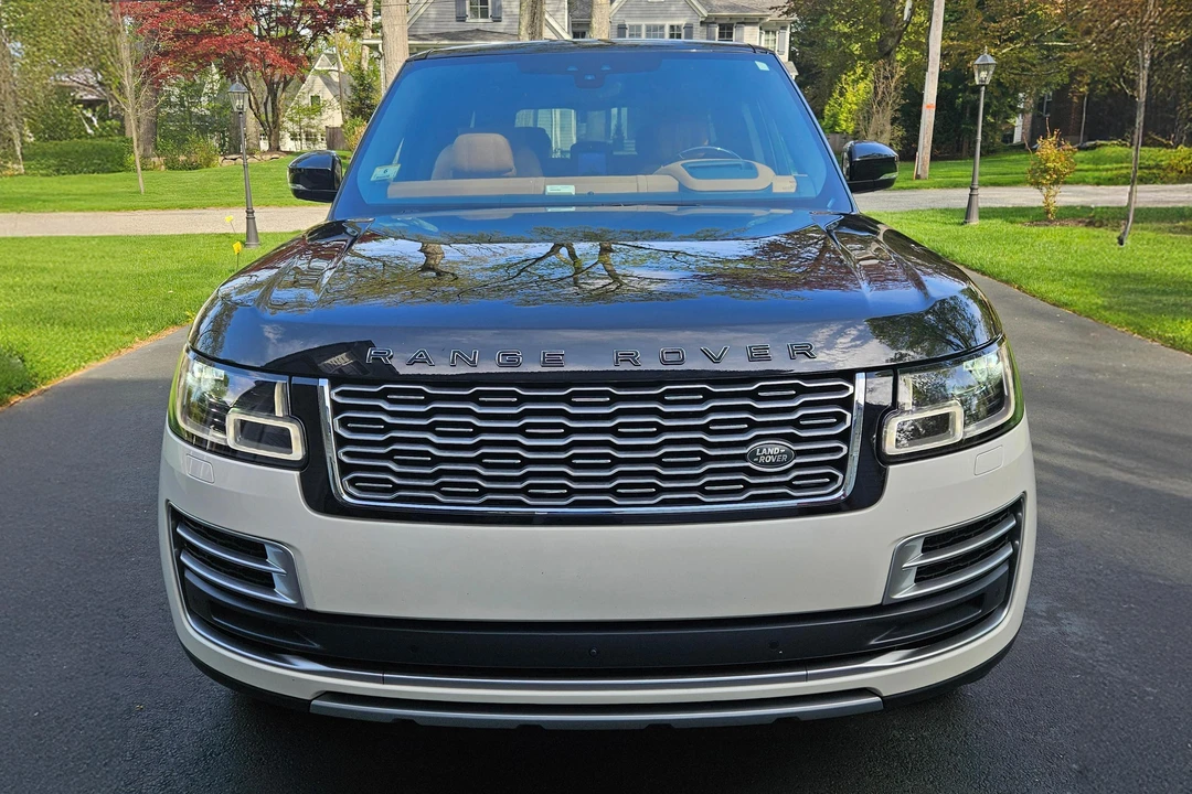 2022 Land Rover Range Rover L460 - Image 2 of 31