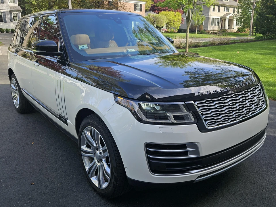 2022 Land Rover Range Rover L460 - Image 9 of 31