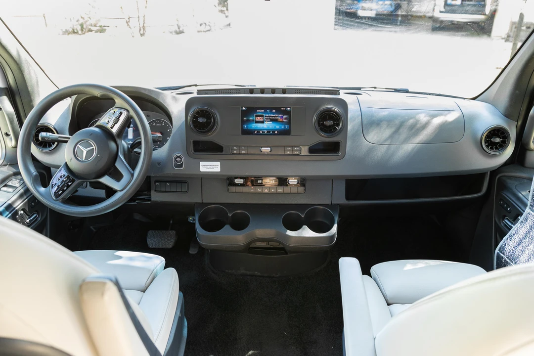 2022 Mercedes-Benz VS30 Sprinter - Image 28 of 31