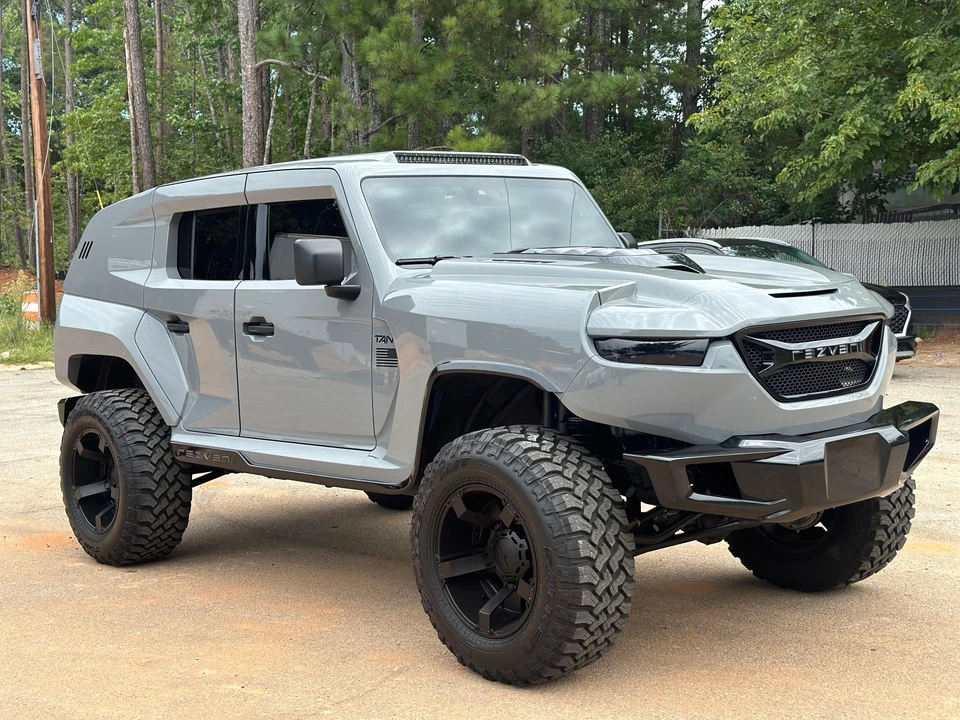 2022 Rezvani - Image 18 of 31