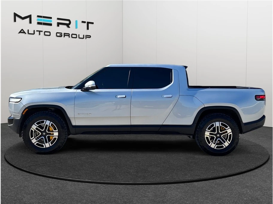 2022 Rivian R1T - Image 5 of 21
