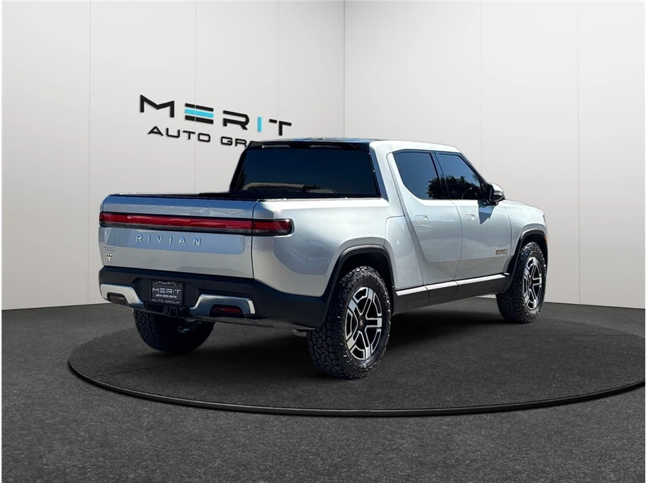2022 Rivian R1T - Image 9 of 21