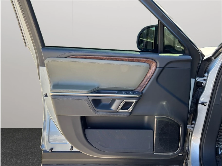 2022 Rivian R1T - Image 21 of 21