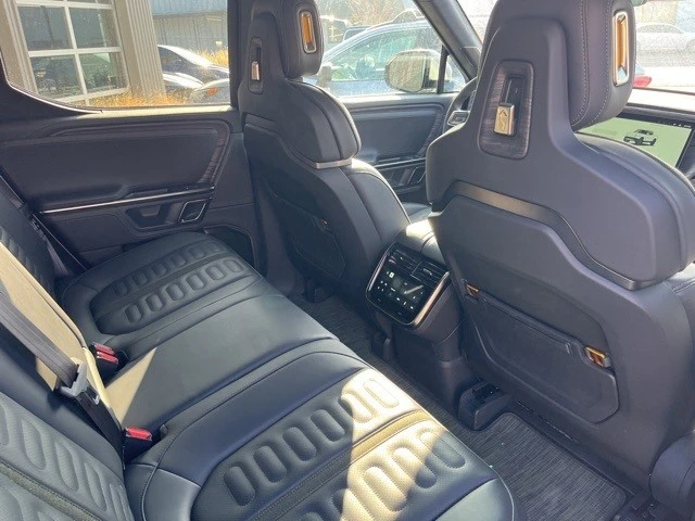 2022 Rivian R1T - Image 19 of 21