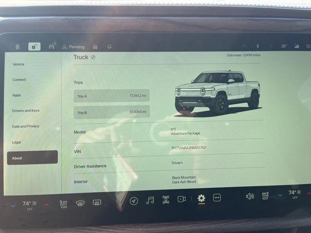 2022 Rivian R1T - Image 9 of 21