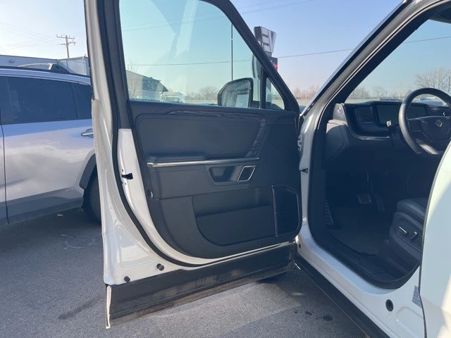 2022 Rivian R1T - Image 6 of 21
