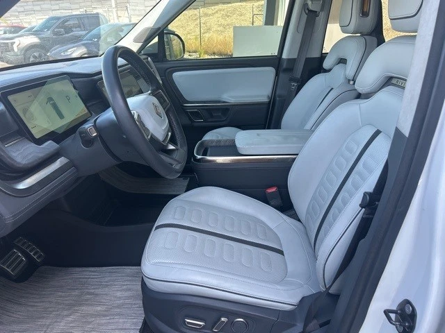 2022 Rivian R1T - Image 13 of 21