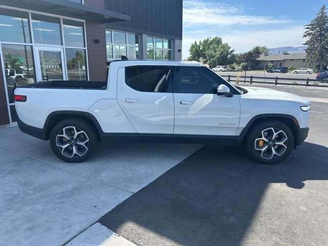 2022 Rivian R1T - Image 9 of 21