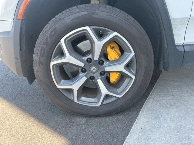 2022 Rivian R1T - Image 10 of 21