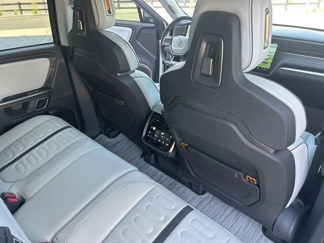 2022 Rivian R1T - Image 20 of 21