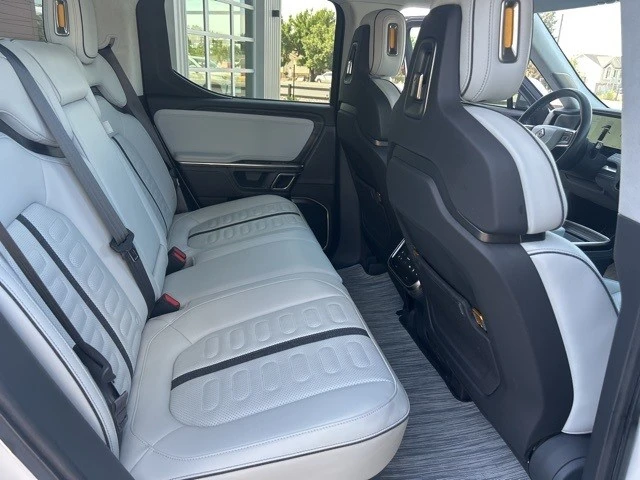 2022 Rivian R1T - Image 21 of 21