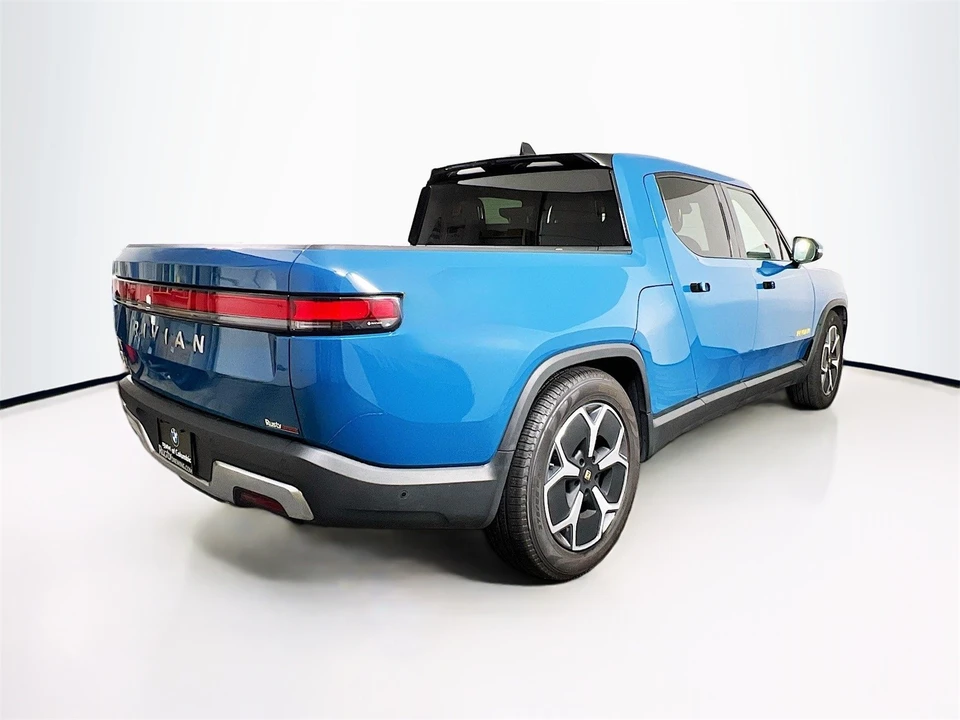 2022 Rivian R1T - Image 8 of 12