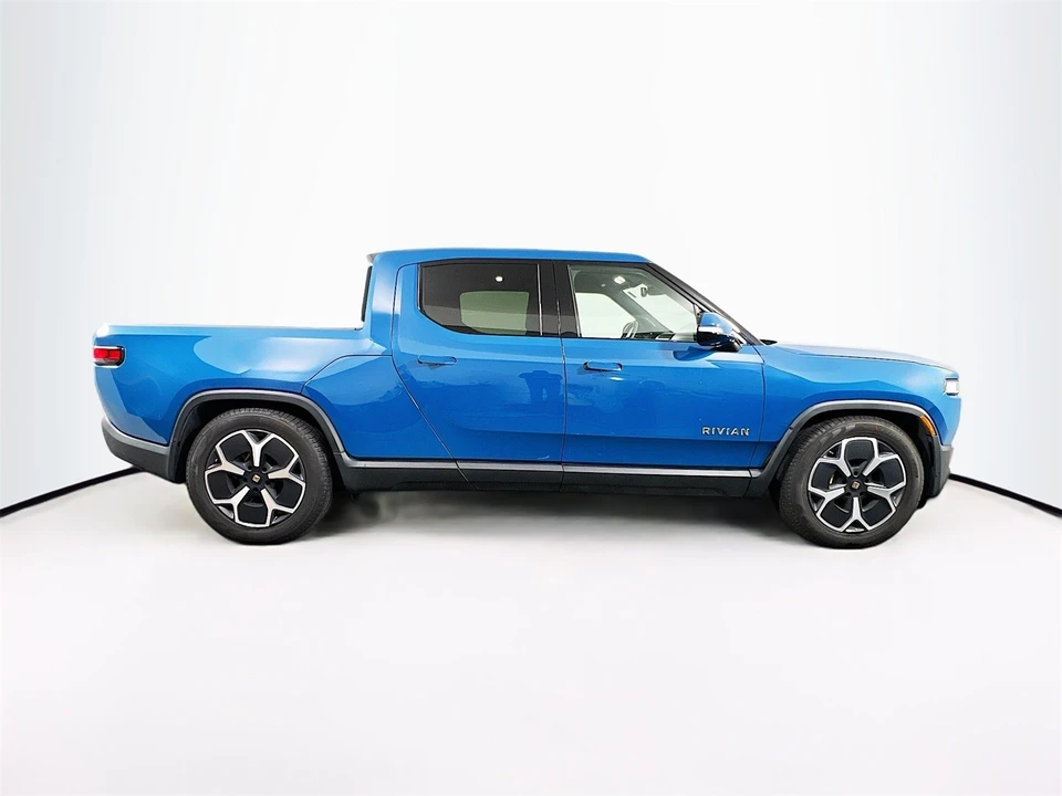 2022 Rivian R1T - Image 9 of 12