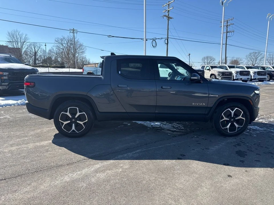 2022 Rivian R1T - Image 6 of 12