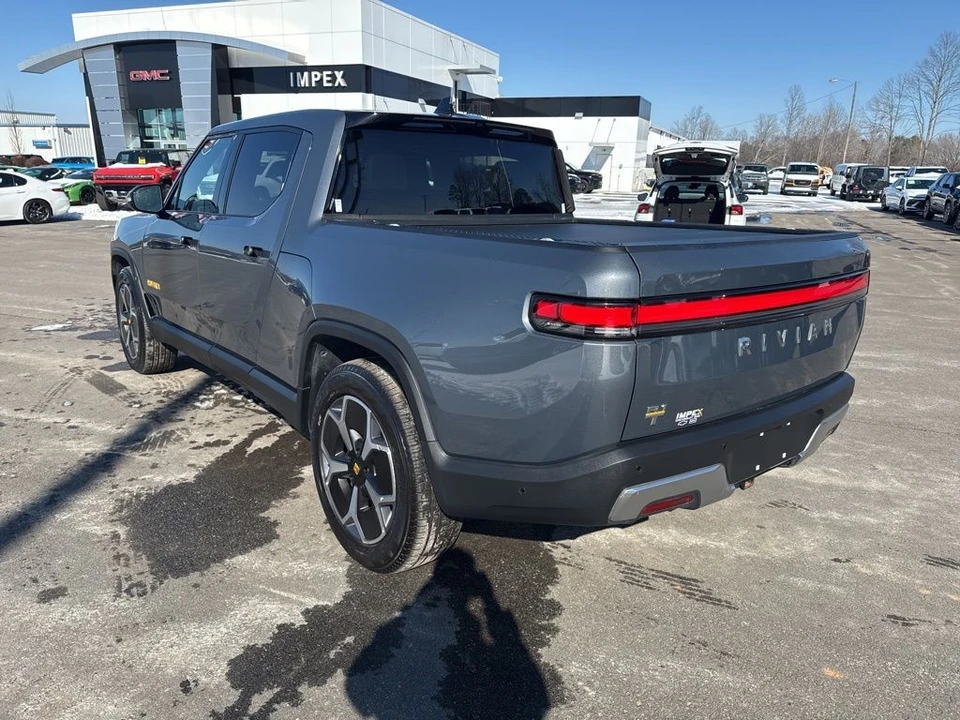 2022 Rivian R1T - Image 3 of 12