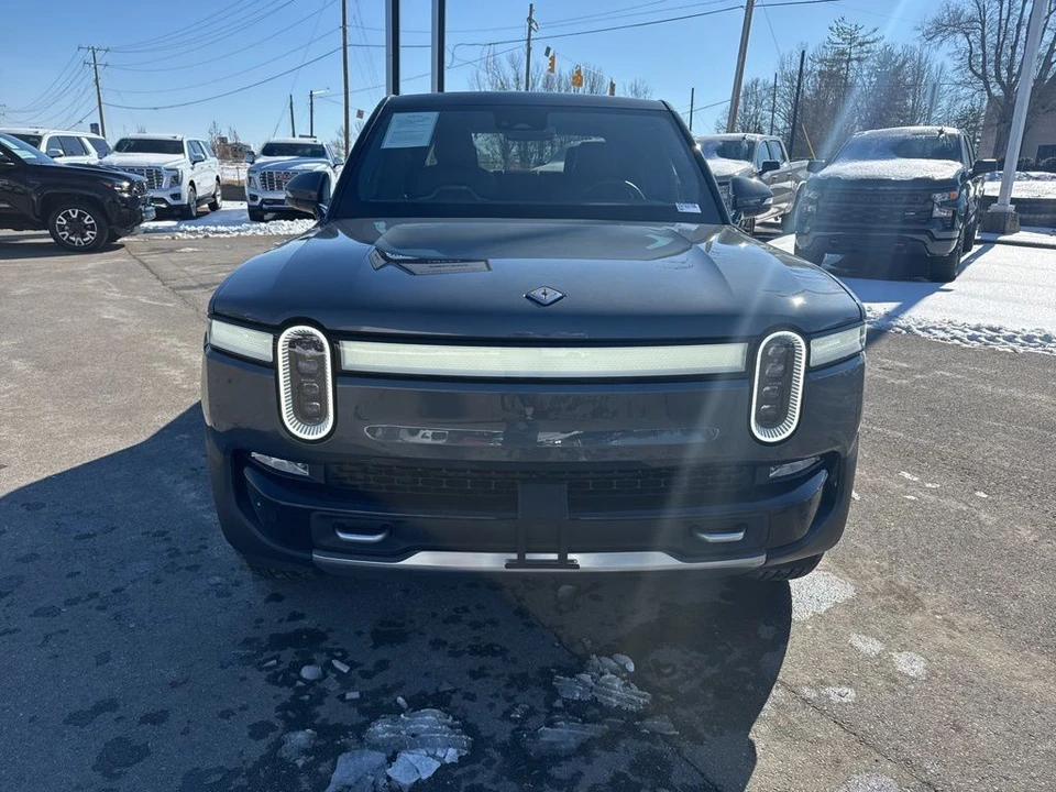 2022 Rivian R1T - Image 8 of 12