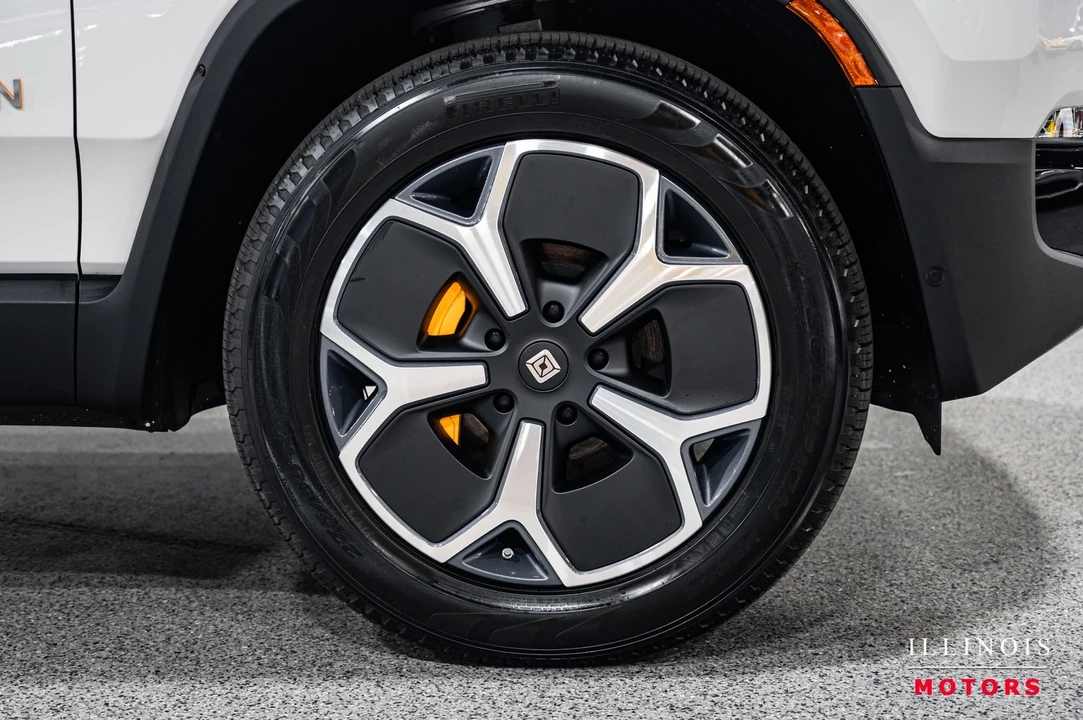 2022 Rivian R1T - Image 15 of 21