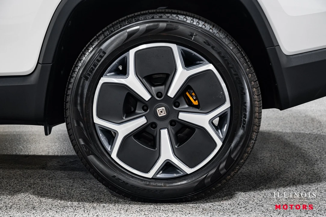 2022 Rivian R1T - Image 13 of 21